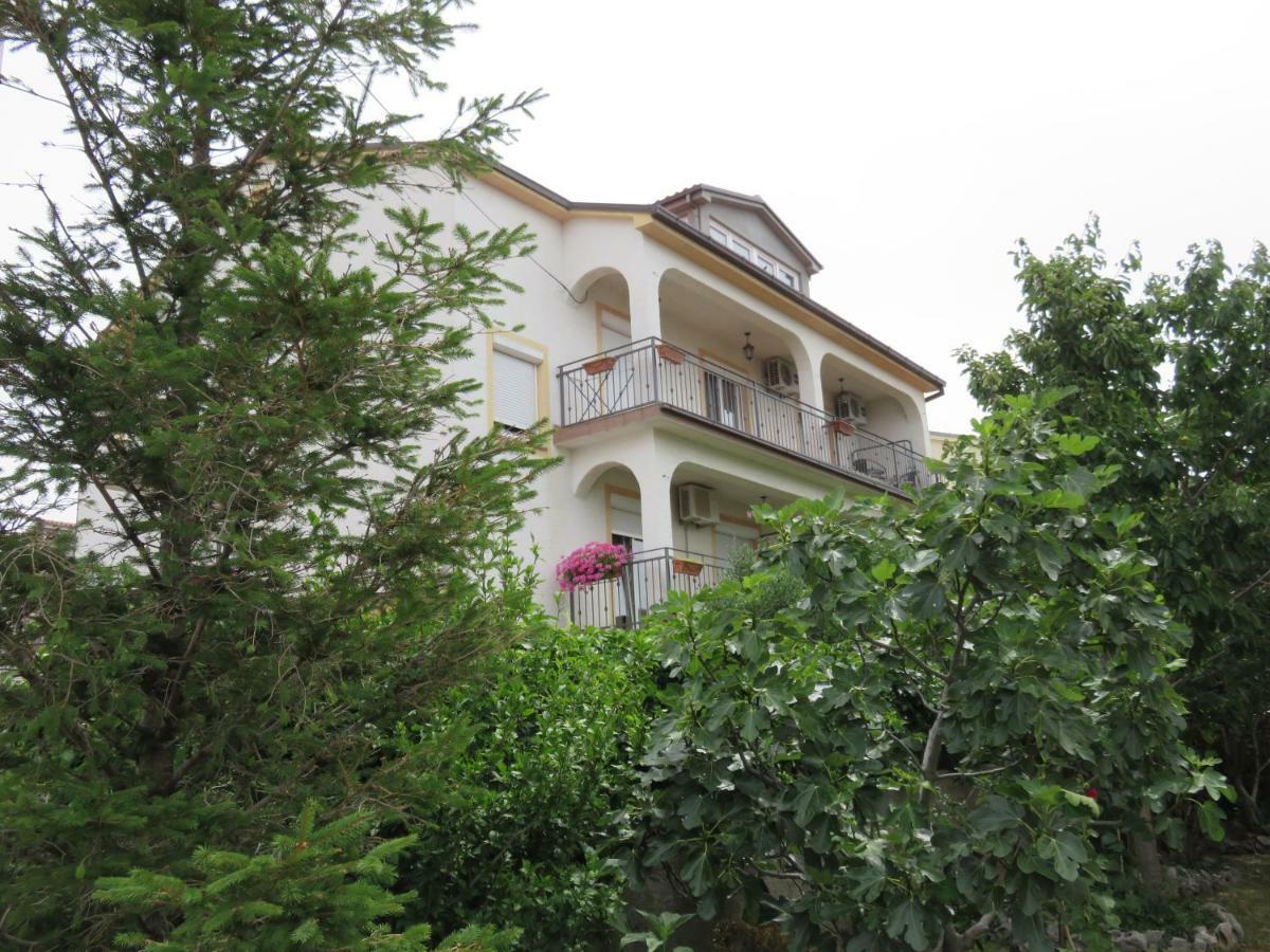 Apartments Casper Novi Vinodolski Exterior foto
