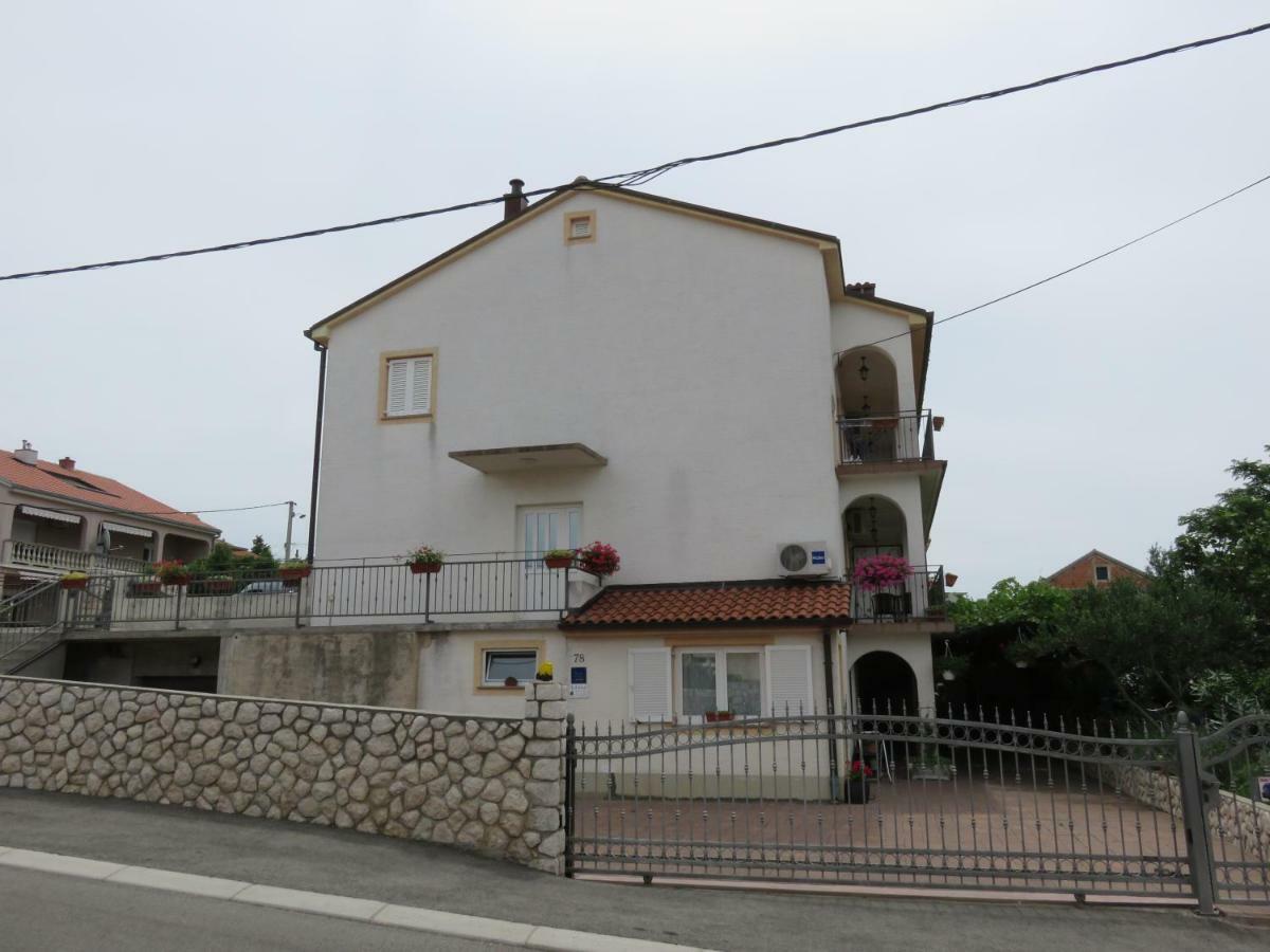 Apartments Casper Novi Vinodolski Exterior foto